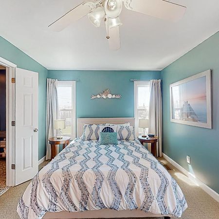 Sun Sprinkles Villa Kure Beach Exterior photo