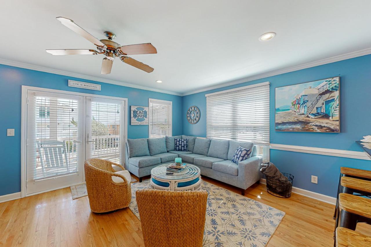 Sun Sprinkles Villa Kure Beach Exterior photo