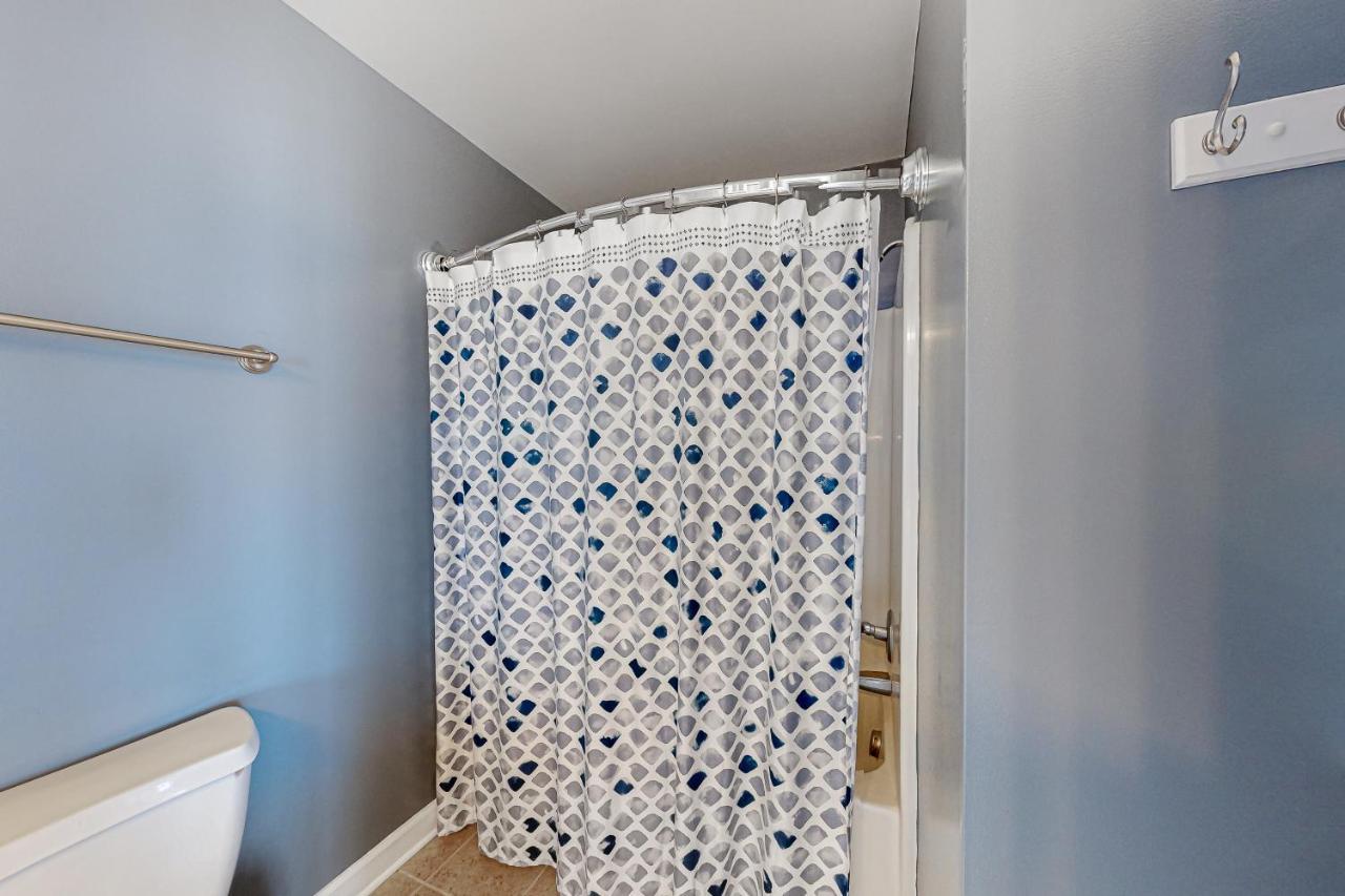 Sun Sprinkles Villa Kure Beach Exterior photo