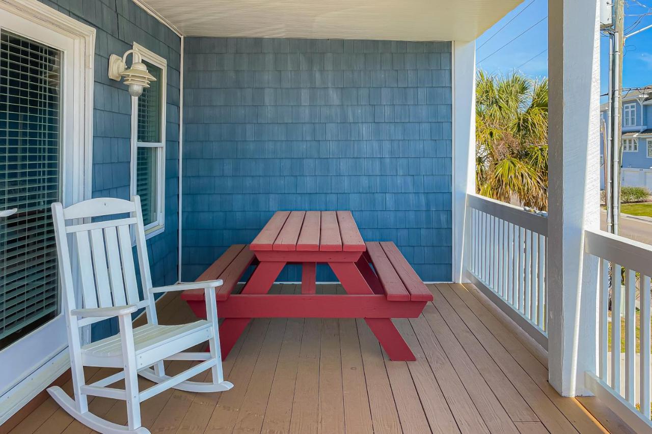 Sun Sprinkles Villa Kure Beach Exterior photo
